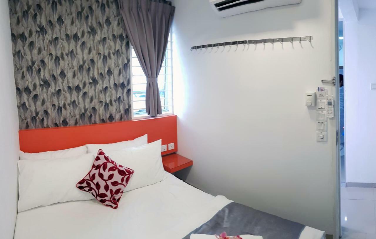 Teruntum 96 Guest House Куантан Екстер'єр фото